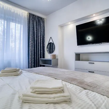 City Chic Retreat: Newly Renovated 1Br Apartment Bucharest Exterior photo