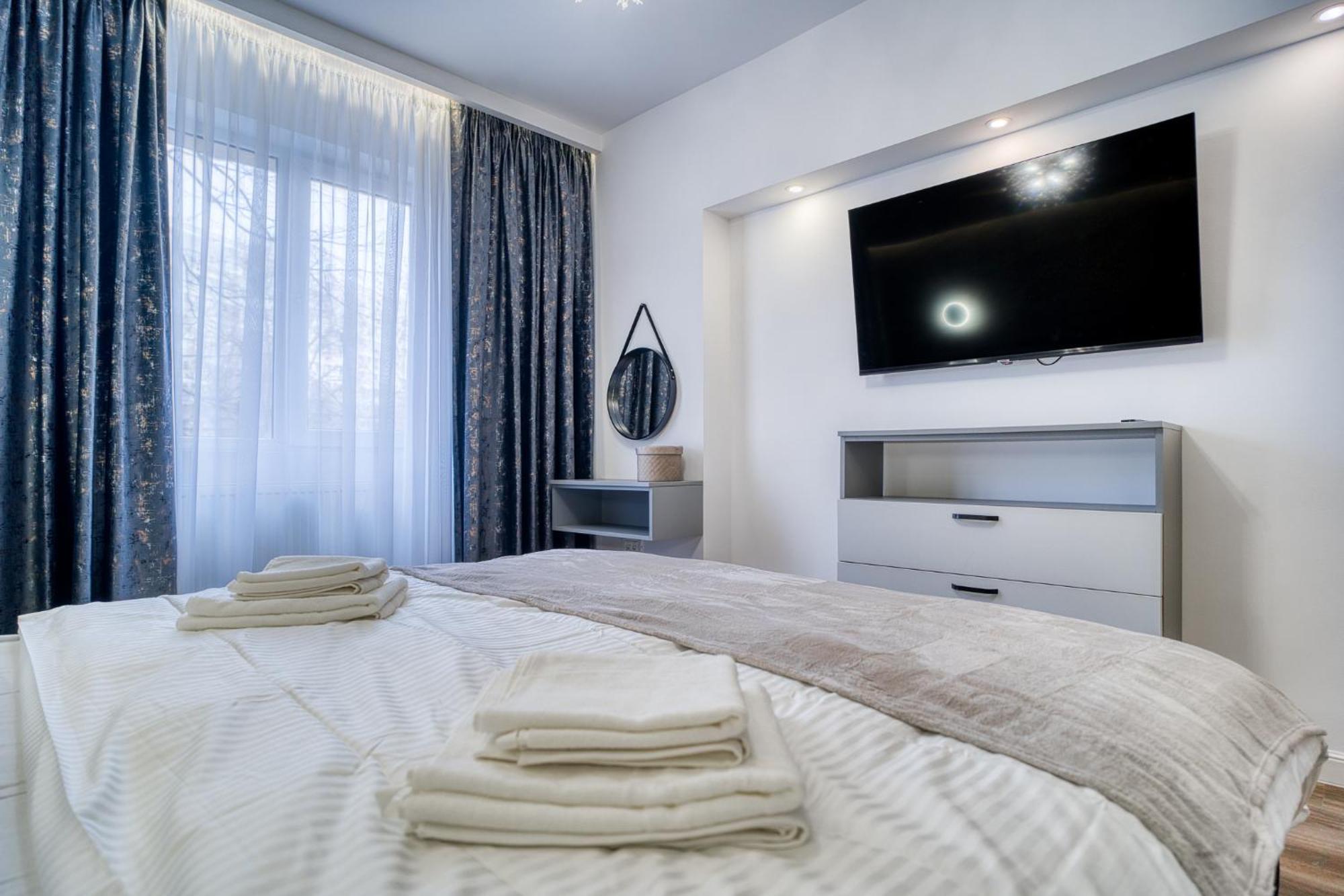 Apartment Chic Retreat: Newly Renovated 1br