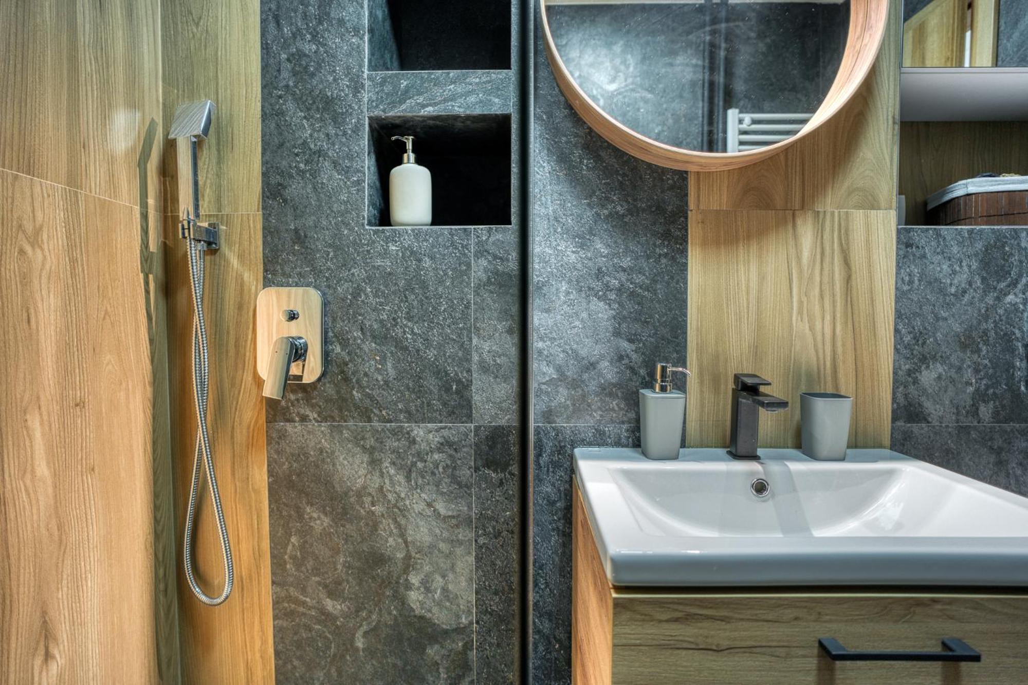 Chic Retreat: Newly Renovated 1br 公寓
