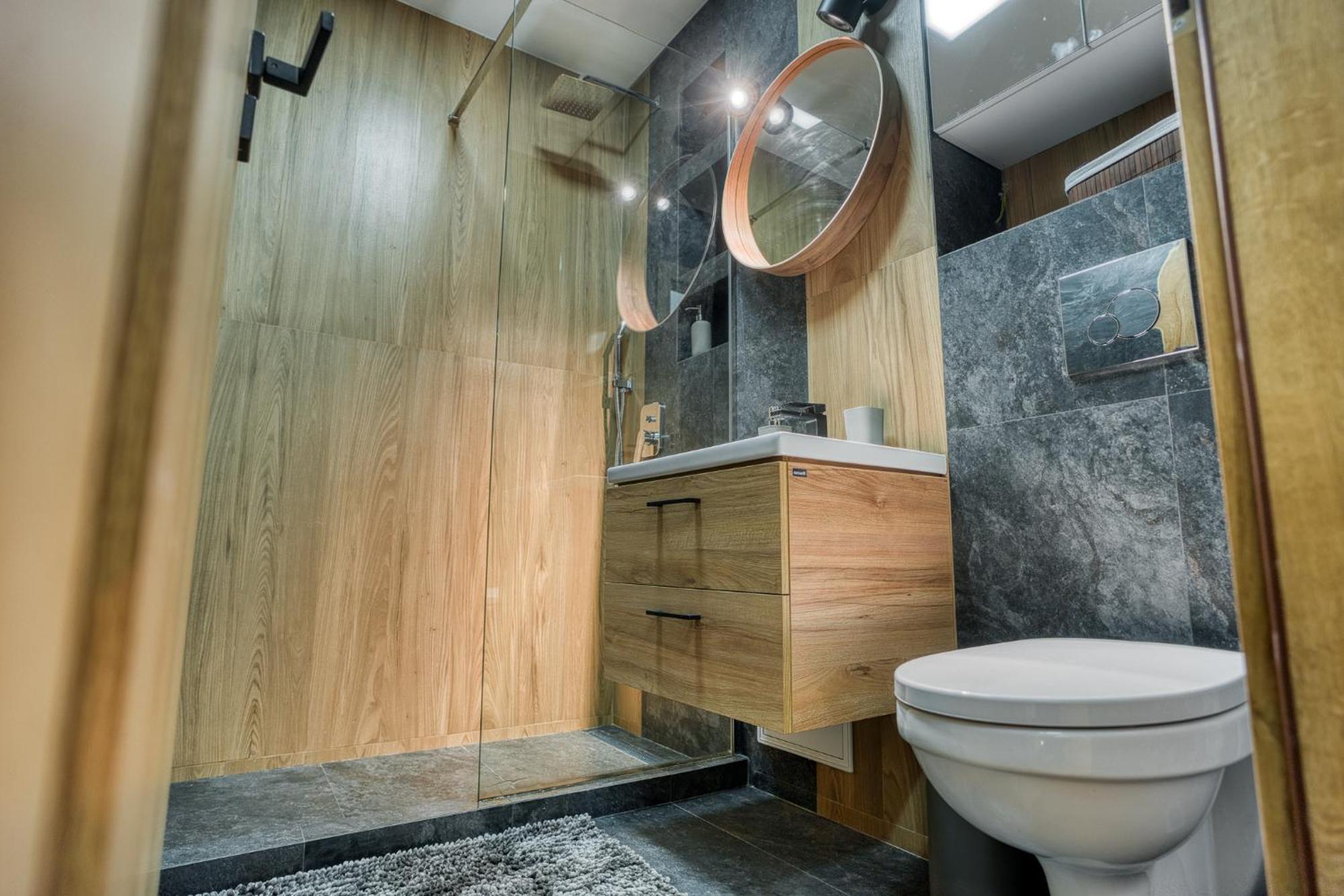 公寓 Chic Retreat: Newly Renovated 1br 布加勒斯特